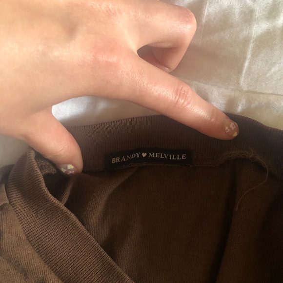 Brown brandy Melville shirt - Picture 3 of 3